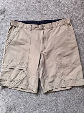 Mens Patagonia 9” Outdoor Shorts Size Large EUC